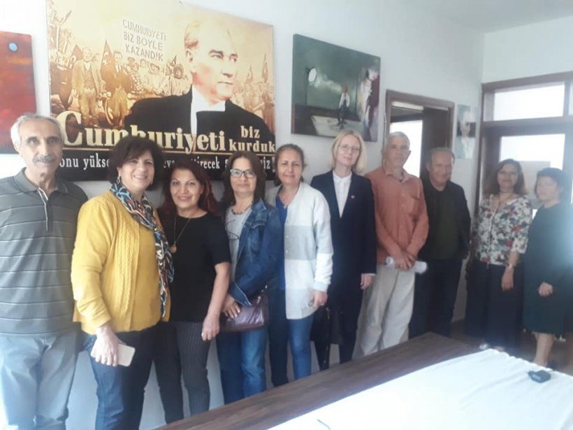 Başkan Adayı Çetinkaya, Türk Kadınlar Birliği'ni ziyaret etti