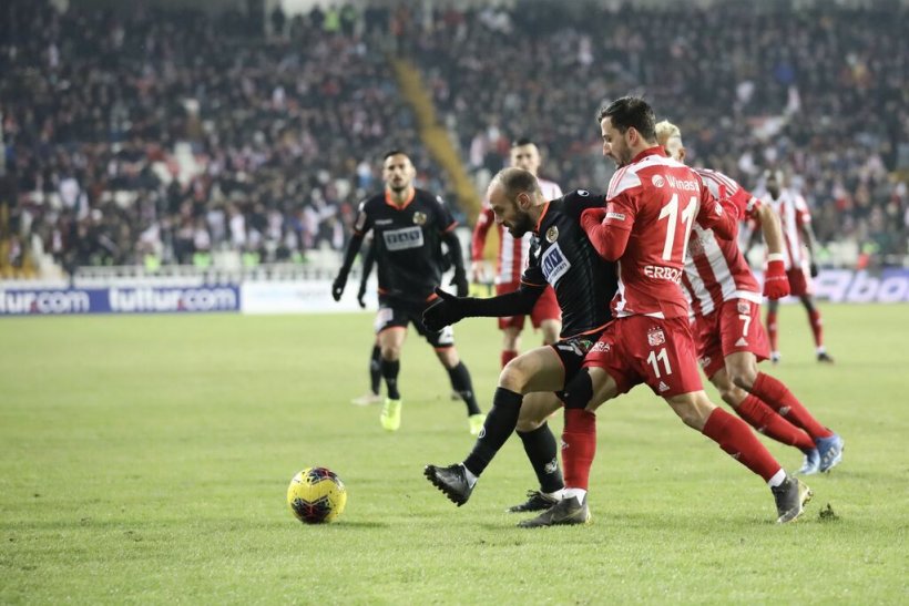 Alanyaspor, Sivasspor'a tek golle yenildi
