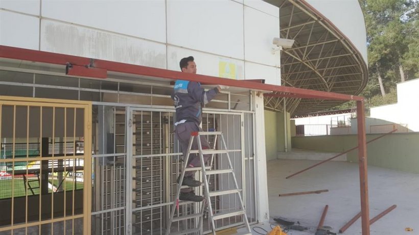 Bahçeşehir Okulları Stadyumu Corona virüs temizliği