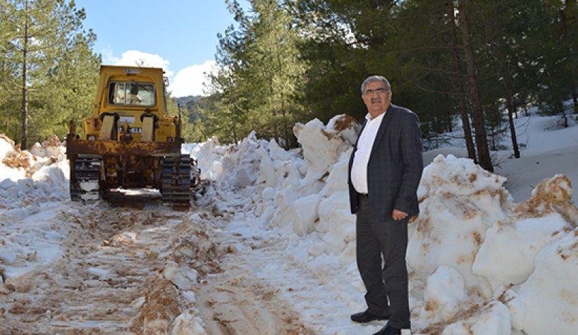 Büyükşehir’den Konyaaltı’nda kar mücadelesi