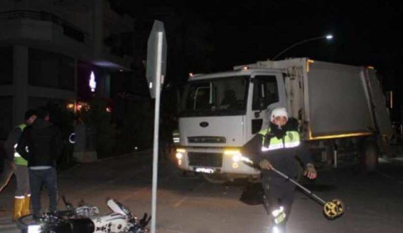 Gazipaşa Belediyesine ait çöp kamyonu Suriyeli motosiklet sürücüsüne çarptı