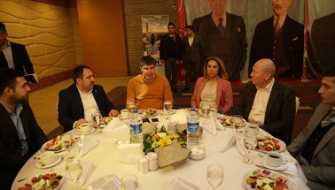 Menderes Türel Cumhur İttifakı kahvaltısında konuştu