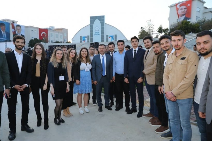 ALKÜ Kampüsünde Bakan Çavuşoğlu, Yücel ve Diriliş Ertuğrul şovu