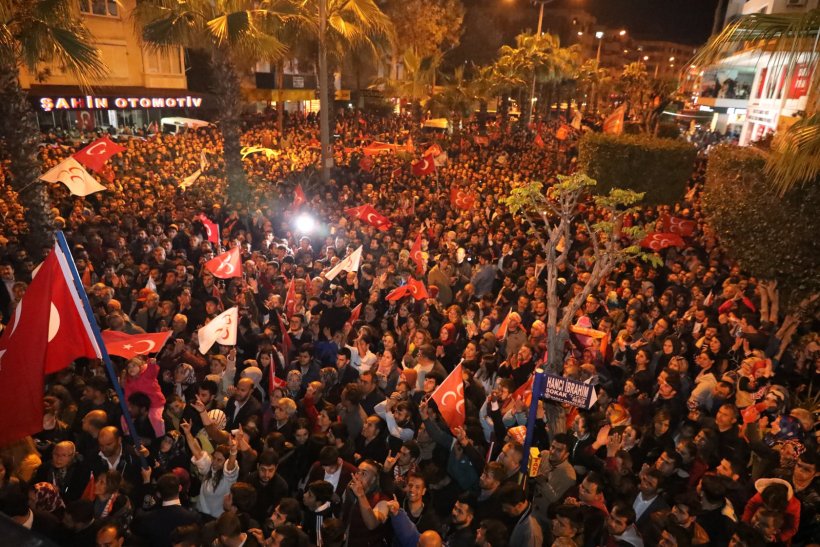 Alanya'da Yücel Coşkusu: Teşekkürler Alanya. Bu gurur Bütün Alanya’nın!