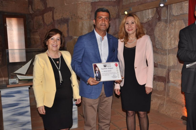 ADD Alanya plaket takdim etti: Milli Mücadele'ye dikkat çekti