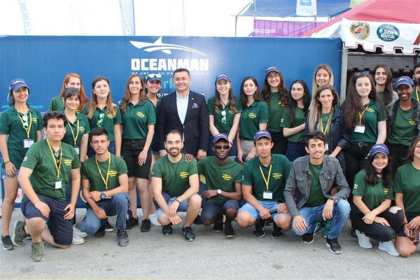 Oceanman Alanya başladı. 23 ülkeden 660 sporcu mücadele ediyor