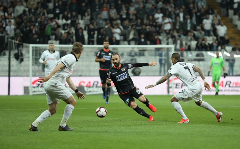 Beşiktaş Alanyaspor 1-1 İlk Yarı Sonucu