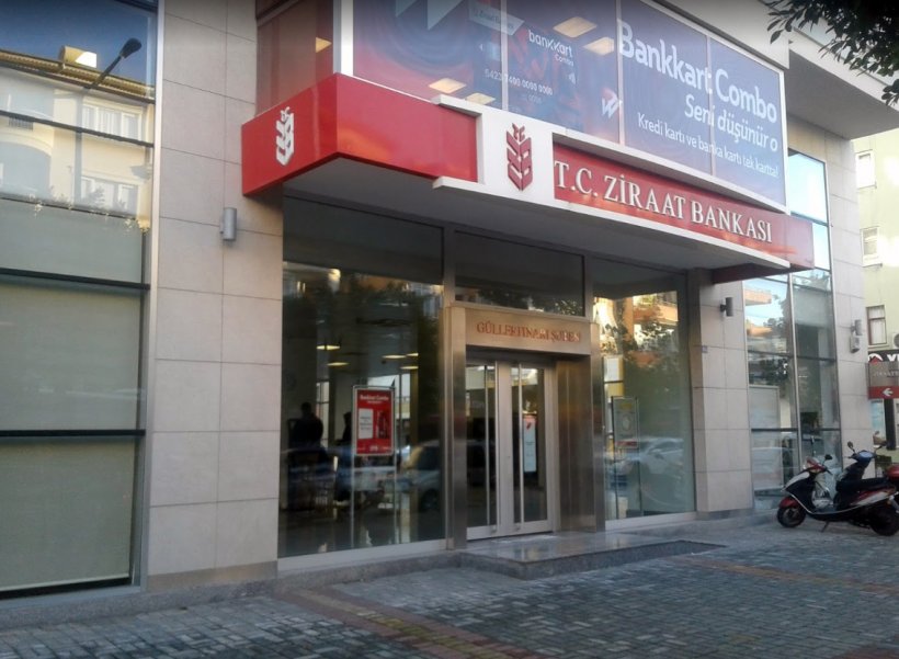 Alanya'da Ziraat Bankası TC ibaresini indirdi