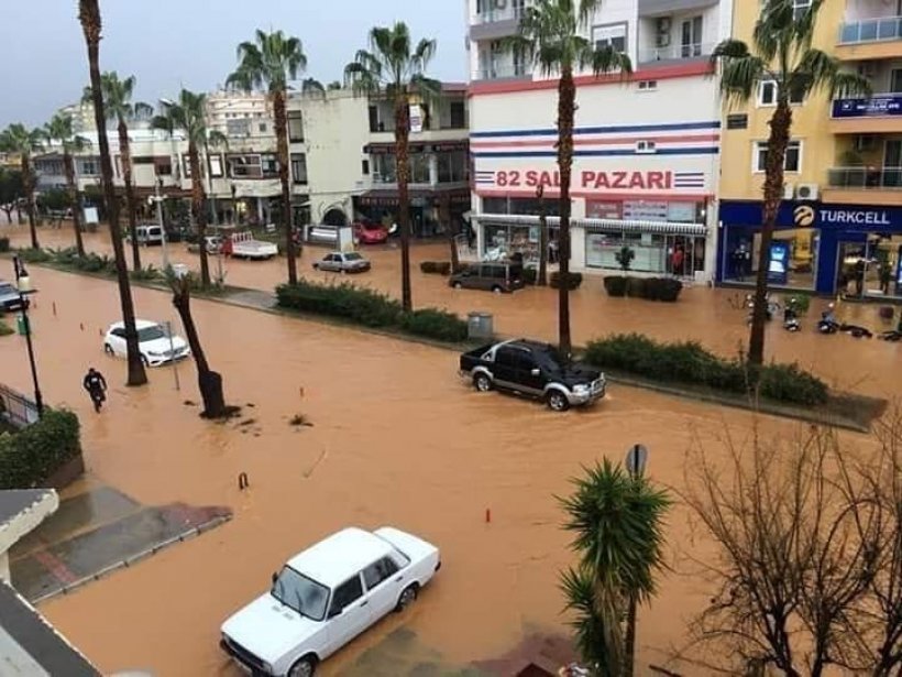 Kardeş şehrimiz Gazipaşa su altında kaldı