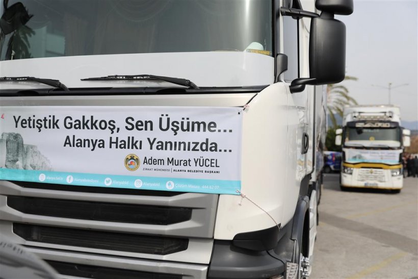 Alanya'dan Elazığ için yardım TIR'ı yola çıktı
