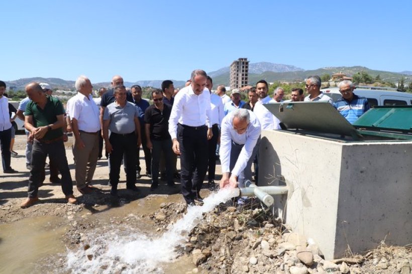 AKP'nin 'vana açılışı' sosyal medyada gündem oldu