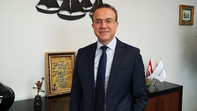 Alanya HEP Üniversitesi Rektörlüğüne Prof. Dr. Mesut Güner atandı