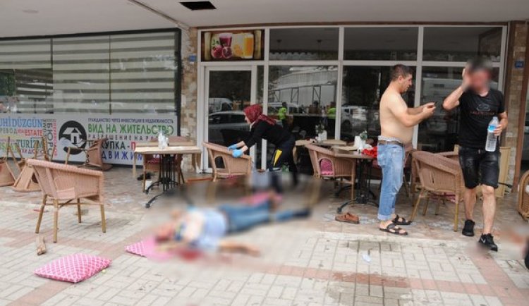 Alanya'da iki grup sokak ortasında kavga etti: 1'i ağır 7 yaralı
