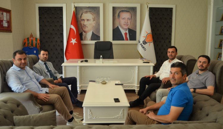 AKP'den Başhekim Güler'e 'hayırlı olsun' ziyareti