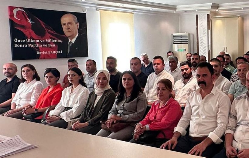 MHP Yeni Yönetimiyle Şehitlerimizin Huzuruna Çıktı