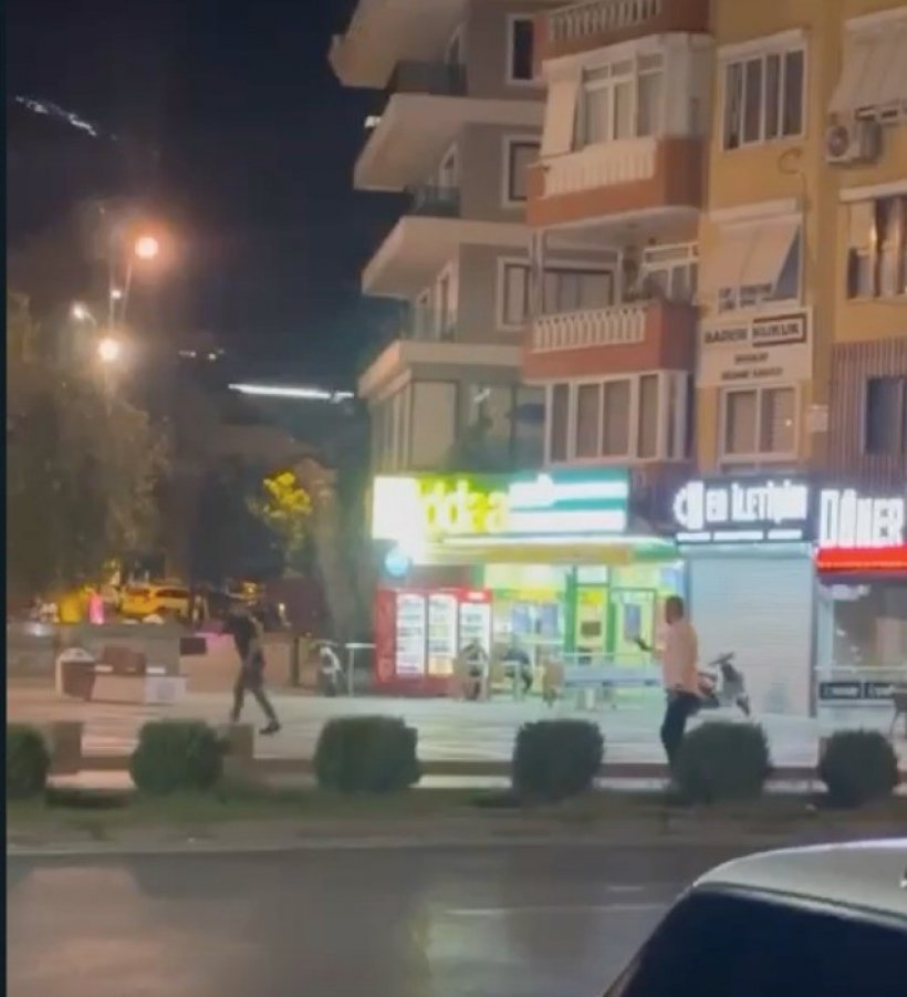 Alanya Hacet Meydanı'nda 1 kişi silahla vuruldu