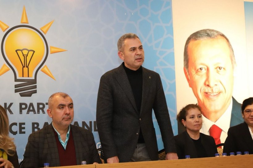 Alanya AK Parti'ye 157 yeni üye katıldı