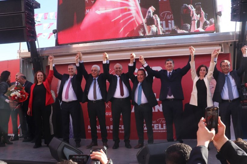 CHP Adayı Özçelik Manifesto açıkladı: Birleş Alanya