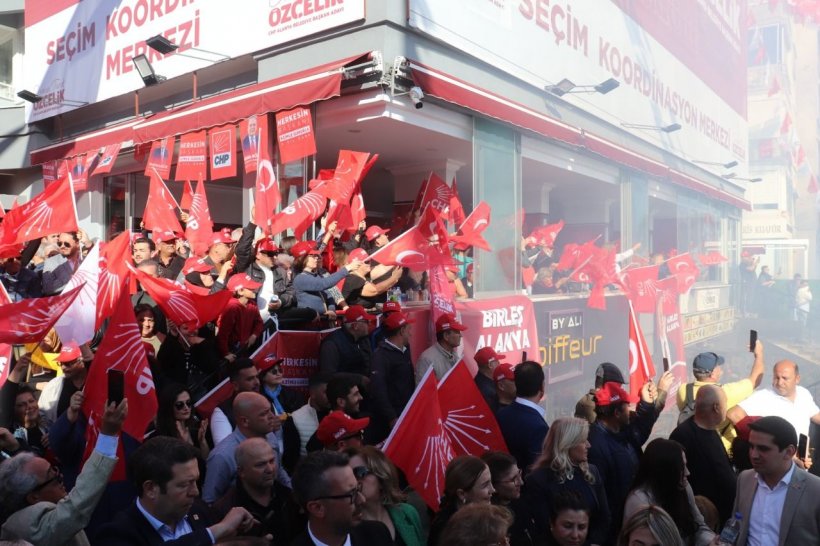 CHP Adayı Özçelik Manifesto açıkladı: Birleş Alanya
