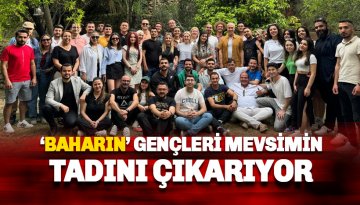 'Baharın' gençleri mevsimin tadını çıkartıyor