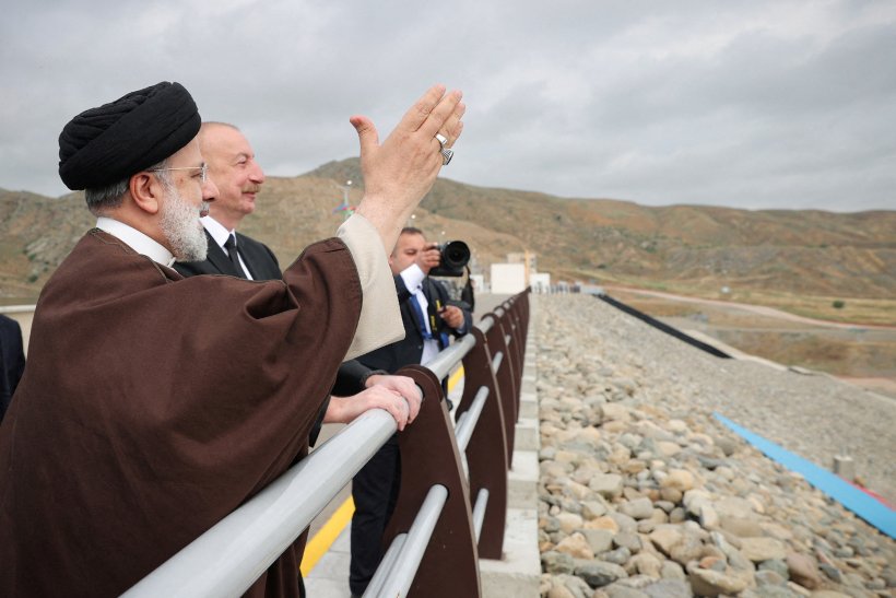 Helikopterin enkazına ulaşıldı! İran'da rejim lideri Reisi öldü