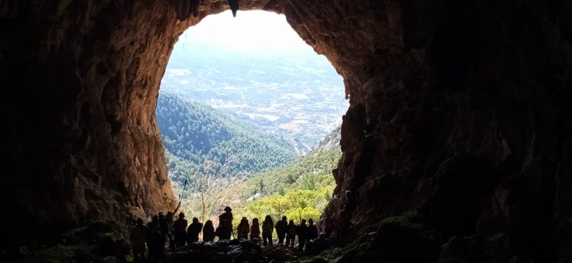 Alanya'nın trekking değeri İsauria Yolu kitap oldu