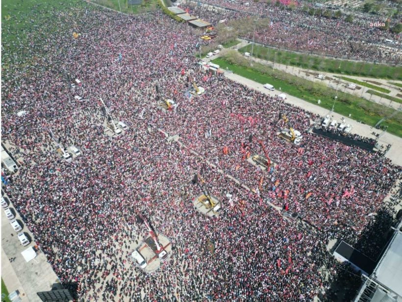 İstanbul'da tarihi İmamoğlu kalabalığı: 2 milyon 200 bin kişi
