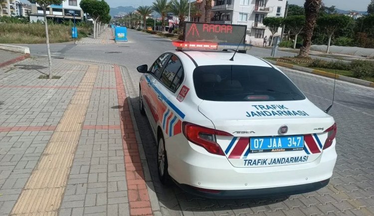 Alanya'da radarlı trafik denetiminde ceza yağdı