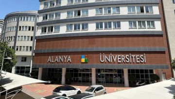 Alanya Üniversitesi'ne Prof. Dr. Turan Sağer rektör olarak atandı