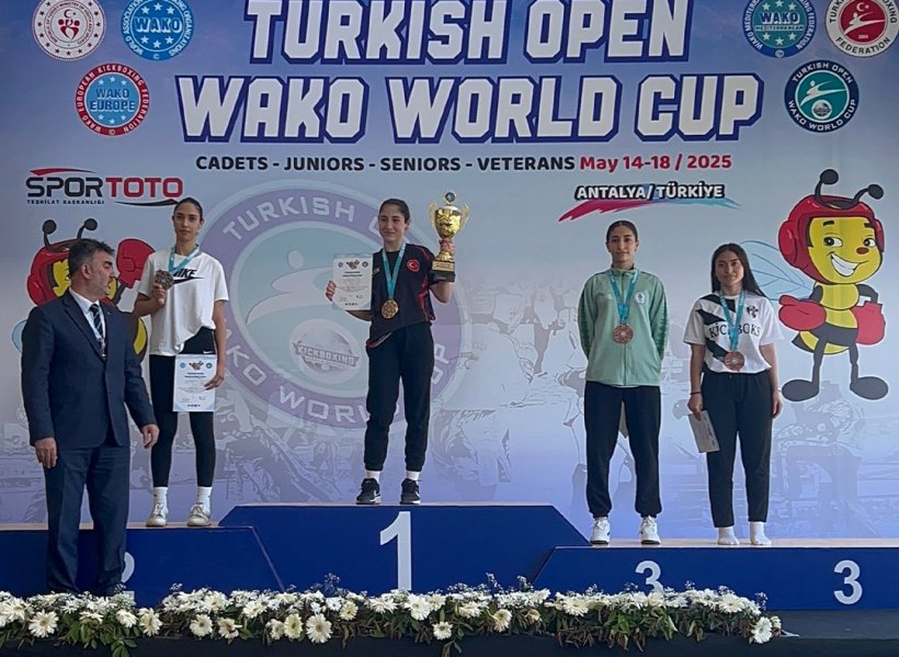 Genç sporculardan Alanya'yı gururlandıran başarı