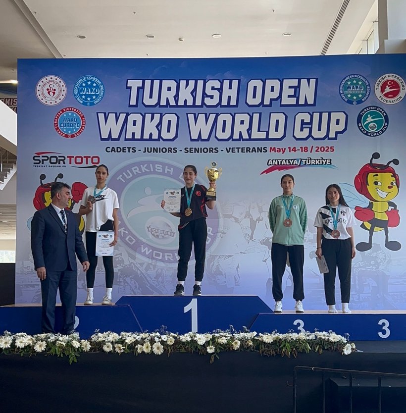 Genç sporculardan Alanya'yı gururlandıran başarı