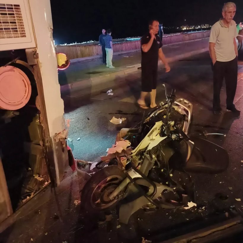 Kırmızı Işıkta acı son: 21 Yaşındaki genç hayatını kaybetti