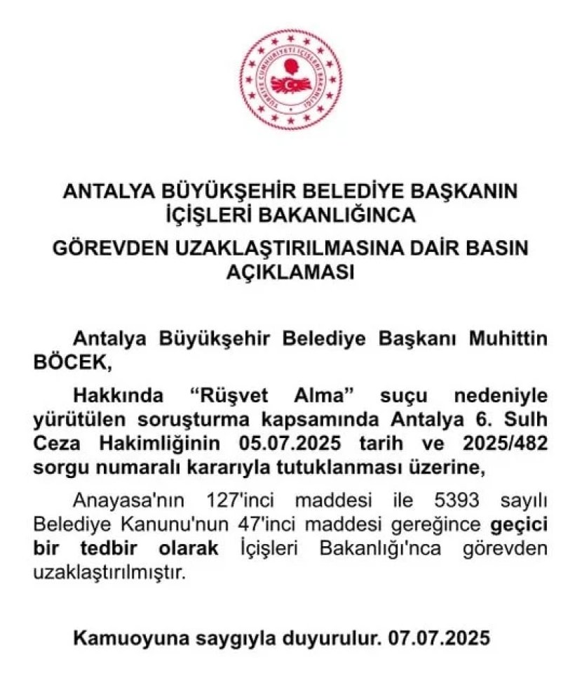 Son dakika: Muhittin Böcek görevden uzaklaştırıldı