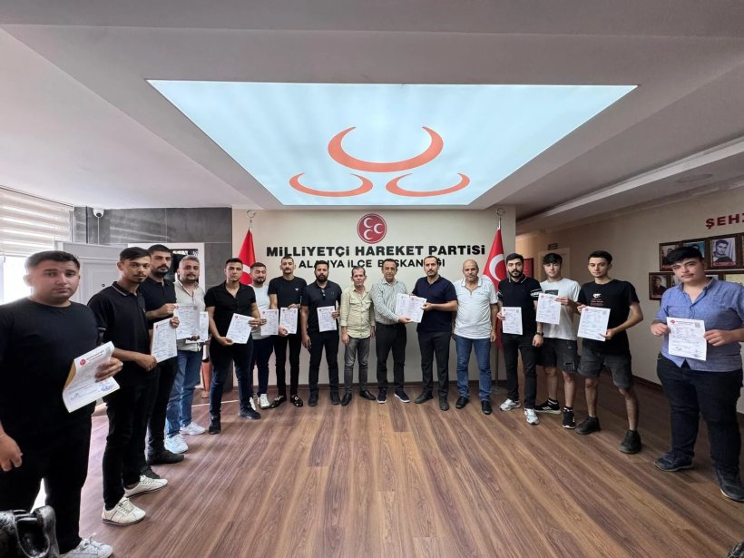 Ülkücü gençler MHP çatısı altında buluştu