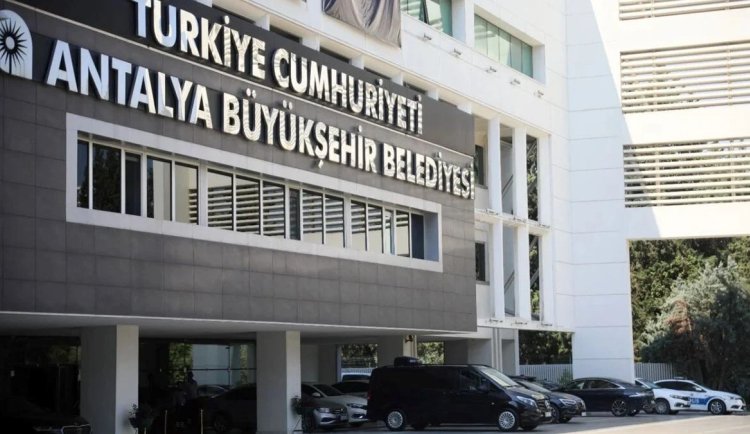 Antalya'da toplu ulaşıma büyük zam