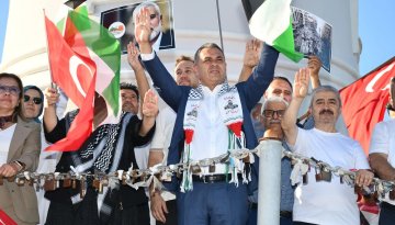 Ak Parti Alanya'da 'Gazze Kararlılık Yürüyüşü' gerçekleştirdi