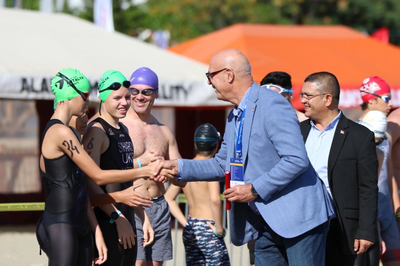 Alanya'da 34. Triatlon, Halk Triatlonu ile start aldı