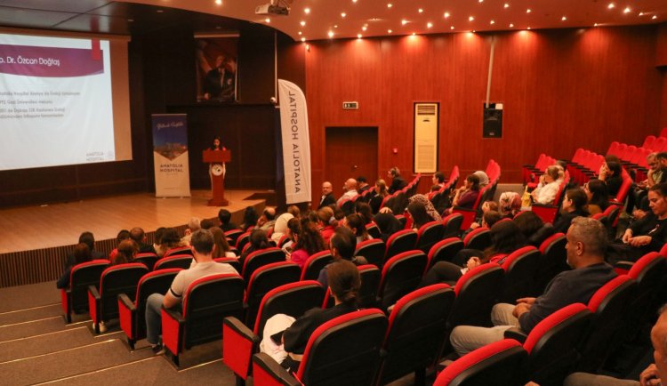 Gazipaşa Belediyesi'nden Kanserde erken teşhis konferansı