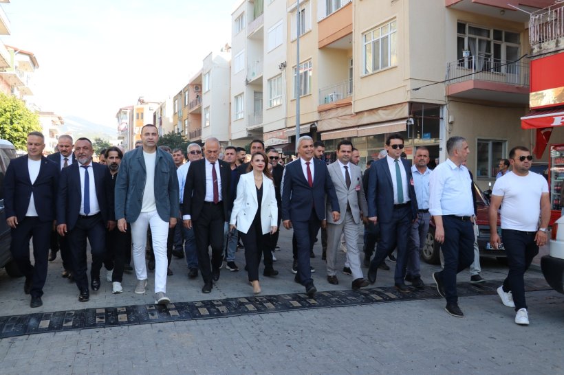 Gazipaşa Çekirdeksiz Nar ve Tropikal Meyve Festivali coşkuyla sona erdi