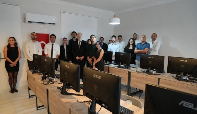 Alanya Üniversitesi’nde Bilgisayar Laboratuvarına Şebnem Köseoğlu’nun adı verildi
