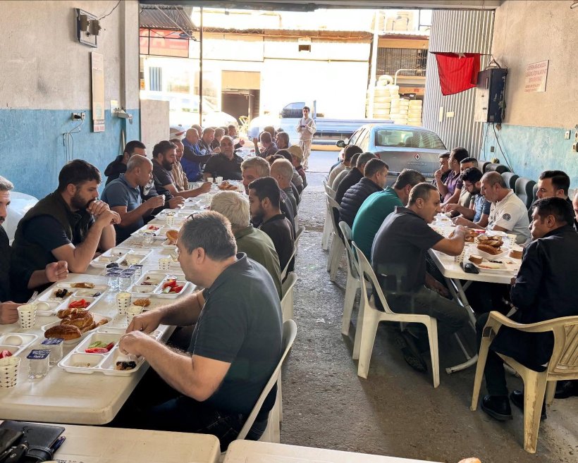 S&uuml;nb&uuml;l'&uuml;n 'Hayırlı G&uuml;nler Komşum Ziyaretleri' ziyaretleri s&uuml;r&uuml;yor