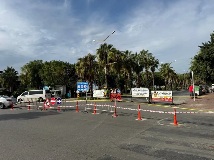 Atatürk Caddesi’ne tarihi kazma vuruldu
