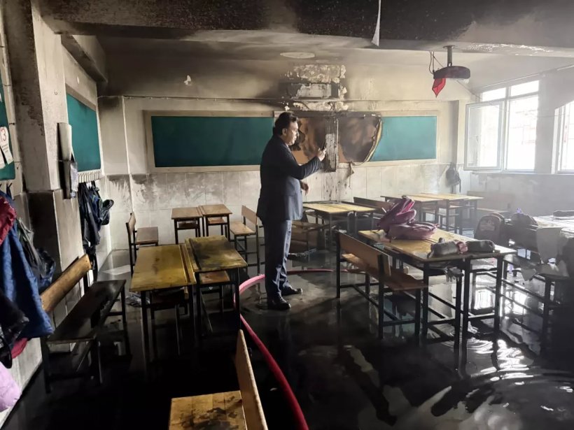 Kemal Şuberi İlkokulu'nda eğitime 2 gün yangın molası