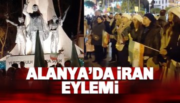 İranlılardan İran’daki Halk Hareketine Atatürk Anıtı Önünde Destek