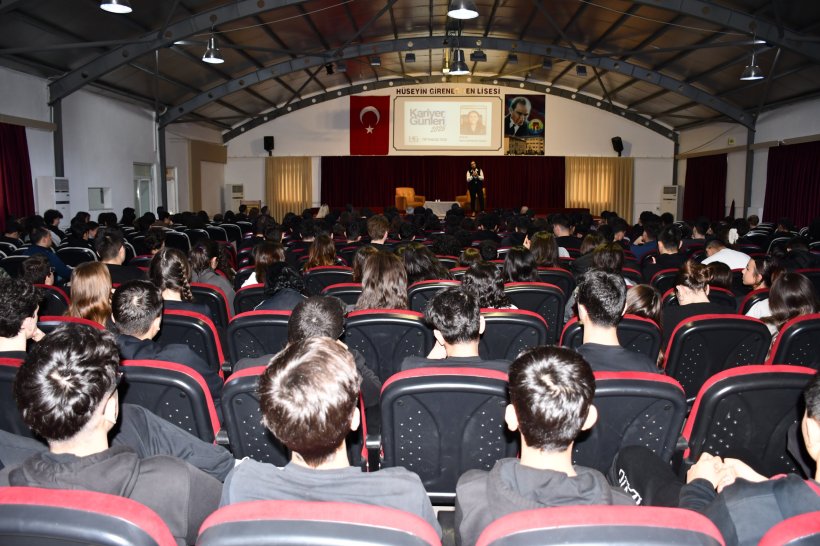 Başhekim Prof. Dr. Banu Karakuş Yılmaz &ouml;ğrencilerle buluştu