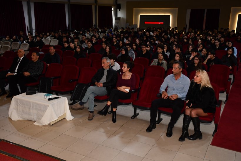 Başhekim Prof. Dr. Banu Karakuş Yılmaz &ouml;ğrencilerle buluştu