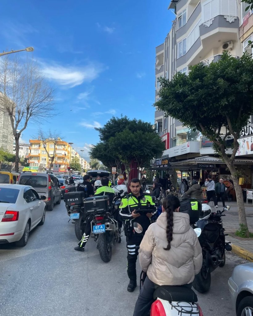 Alanya’da Motosikletlere Sıkı Markaj:Yarım Milyona Yakın Ceza Uygulandı
