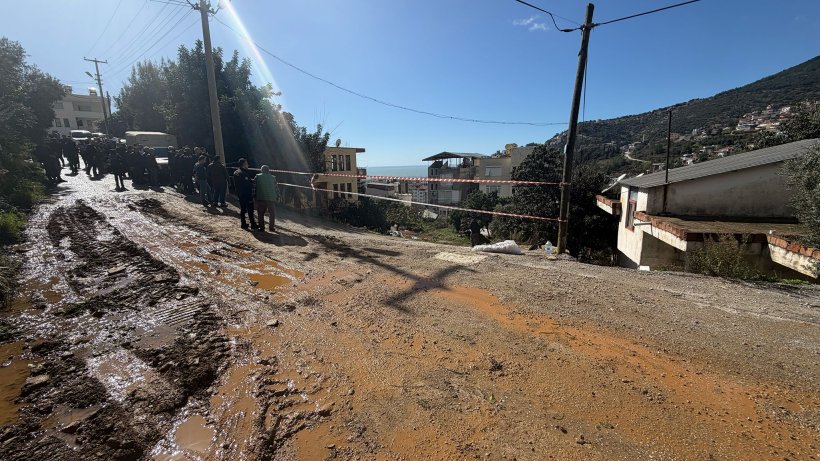 Alanya’da Toprak Kayması Nedeniyle 5 Bina Acil Olarak Tahliye Edildi
