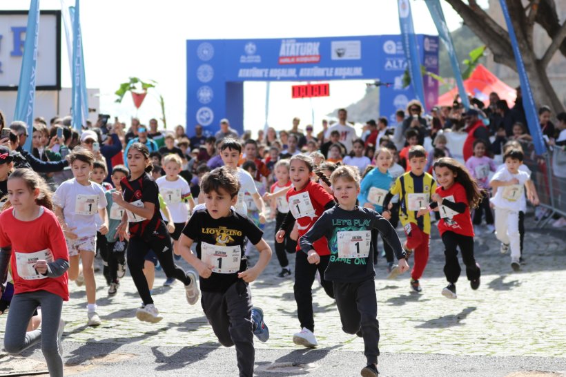 Alanya Mavi Gözlü Dev Adama'a hasretle koştu