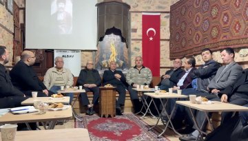 ALSAV’da Tarihi Buluşma: Atatürk’ün Alanya’ya Gelişinin 91. Yılı Yad Edildi